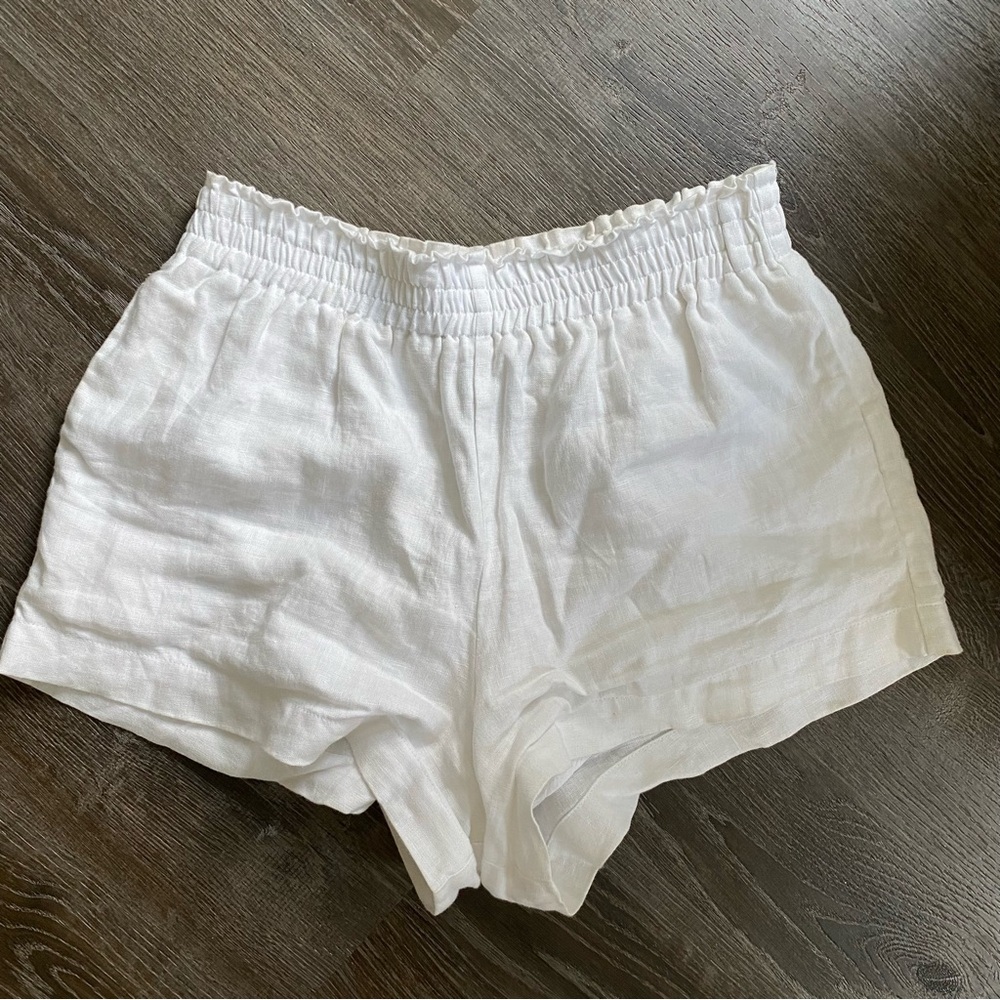 Reformation Mila Linen Short